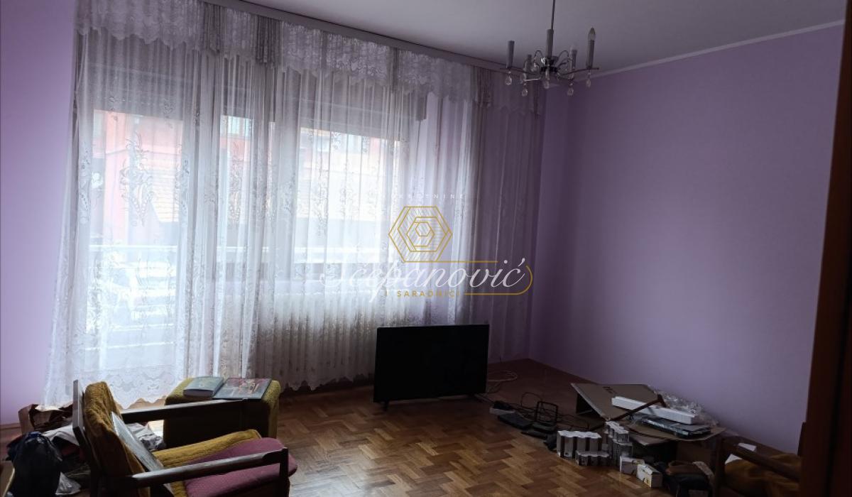 stanovi-izdavanje-beograd-Ju19iERi6z Kuća na prodaju, Klisa, Novi Sad, 112m², 291.000 €