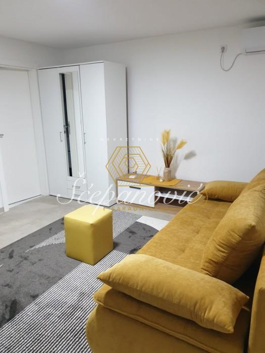 Stan Prodaja Novi Sad  24 m2