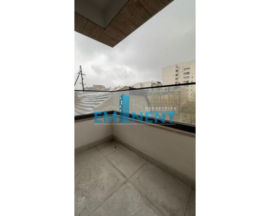 Dvosoban stan za izdavanje, Đeram Pijaca, Beograd, 52m², 750 €/mes