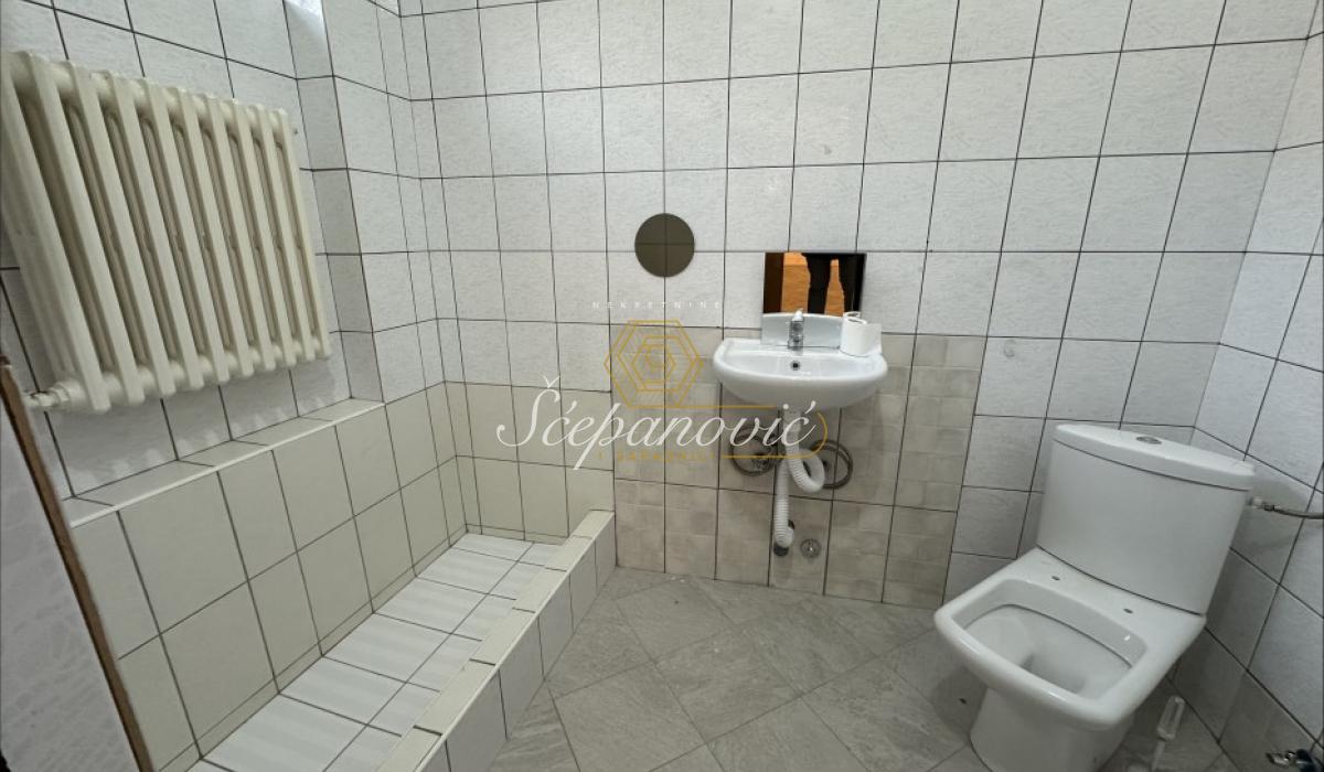 Kuća Izdavanje Novi Sad Kuća Izdavanje Novi Sad 281 m2