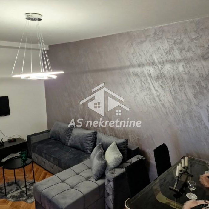Stan Izdavanje Beograd Slavija 73 m2