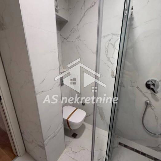 Trosoban stan za izdavanje, FON, Beograd, 80m², 1.100 €/mes