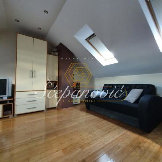 Trosoban stan na prodaju, Nova Detelinara, Novi Sad, 113m², 235.000 €