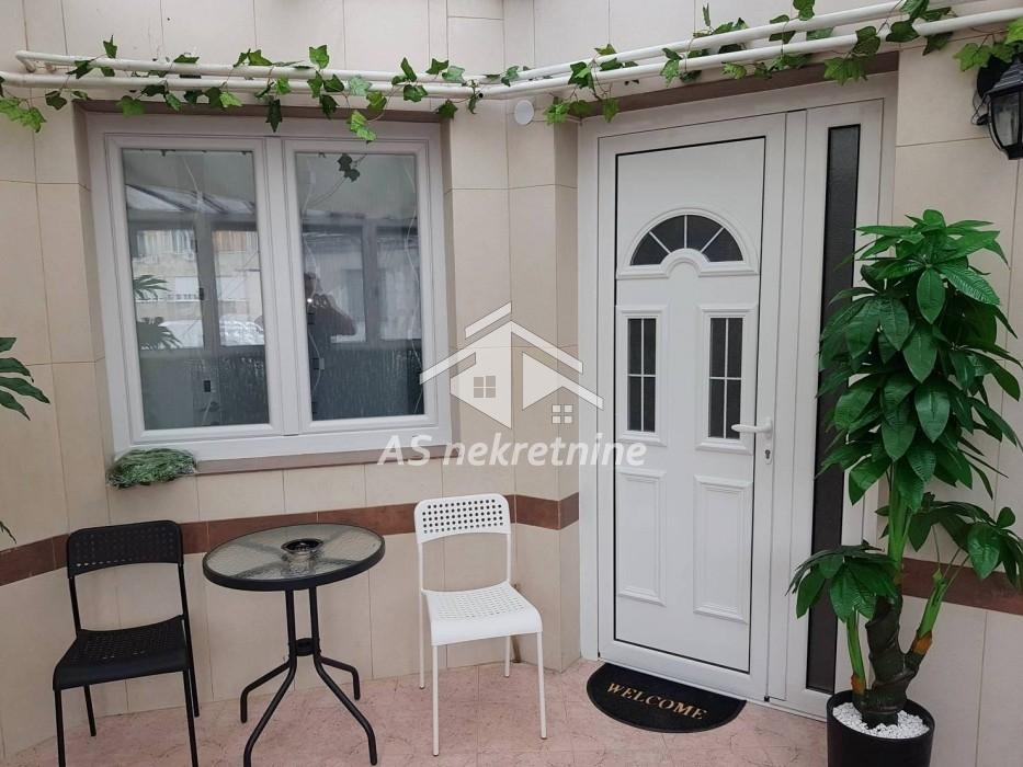 stanovi-izdavanje-beograd-Po3fCZWnLZ Dvosoban stan za izdavanje, Trg Republike, Beograd, 50m², 800 €/mes