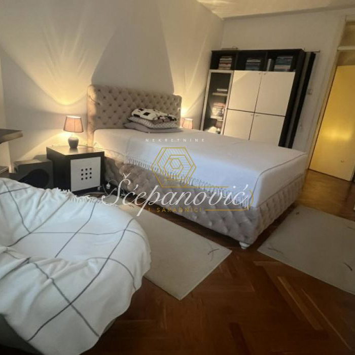 Stan Prodaja Novi Sad  85 m2