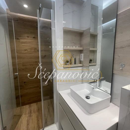 Dvosoban stan za izdavanje, Grbavica, Novi Sad, 52m², 1.100 €/mes