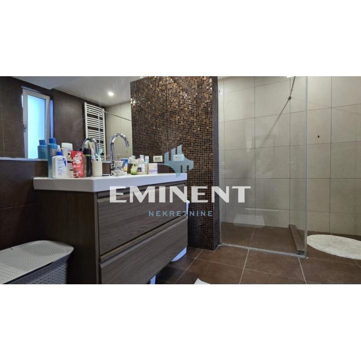 Petosoban stan na prodaju, Severni Bulevar, Beograd, 196m², 399.500 €