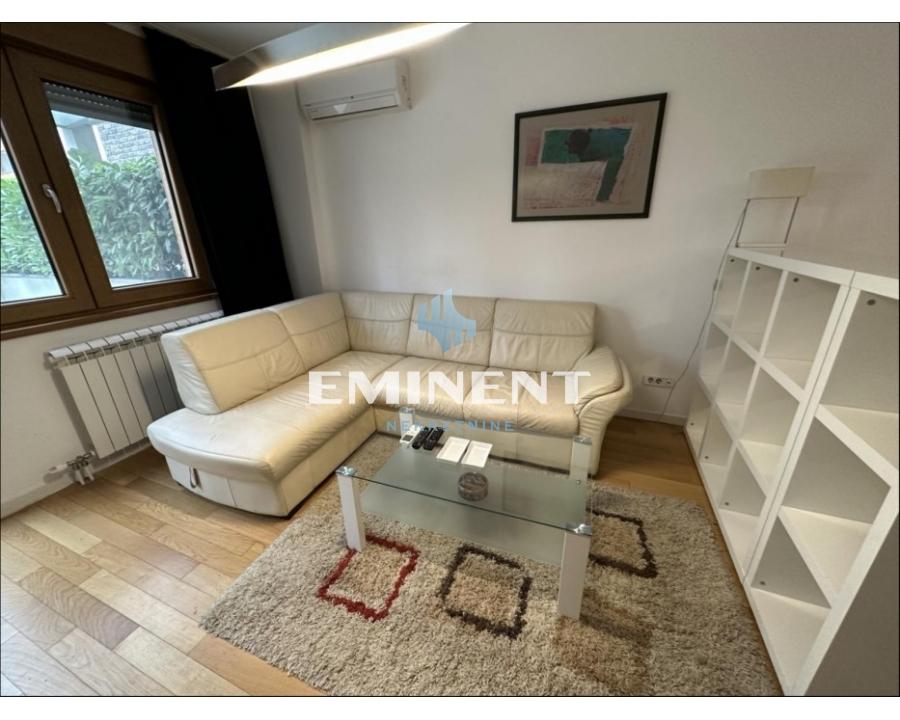 Dvosoban stan za izdavanje, A Blok – Blok 67a, Beograd, 65m², 1.000 €/mes