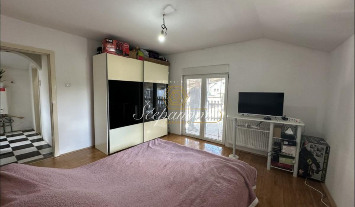 stanovi-izdavanje-beograd-WBdBm6YwWh Kuća Prodaja Novi Sad 204 m2