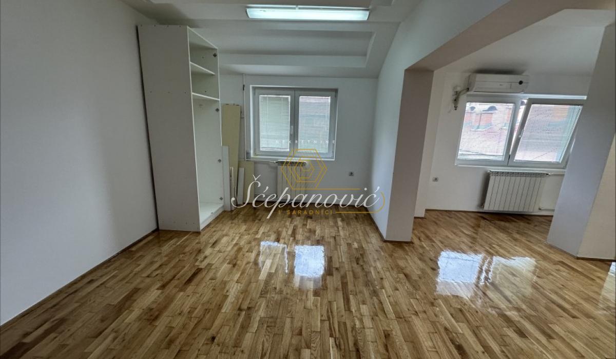 stanovi-izdavanje-beograd-Wg6WnzqHDl Petosoban stan na prodaju, Centar, Novi Sad, 238m², 460.000 €