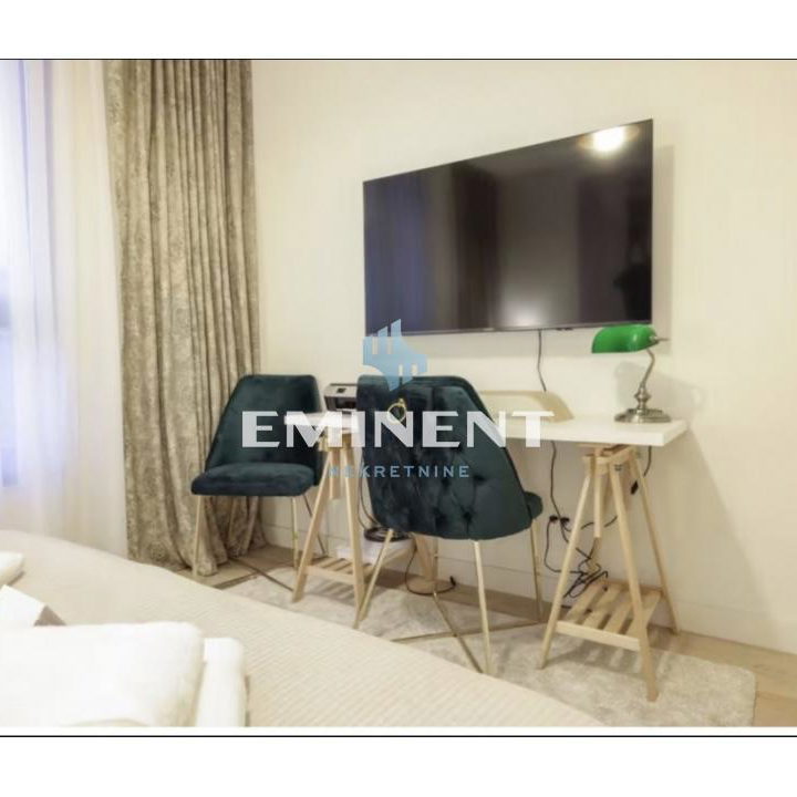 Trosoban stan za izdavanje, Beograd na Vodi, Beograd, 80m², 2.000 €/mes