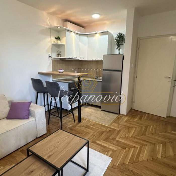 Stan Prodaja Novi Sad  36 m2