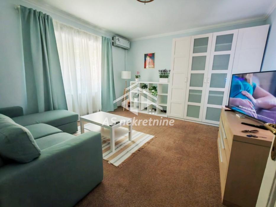 Jednosoban stan za izdavanje, Slavija, Beograd, 44m², 600 €/mes