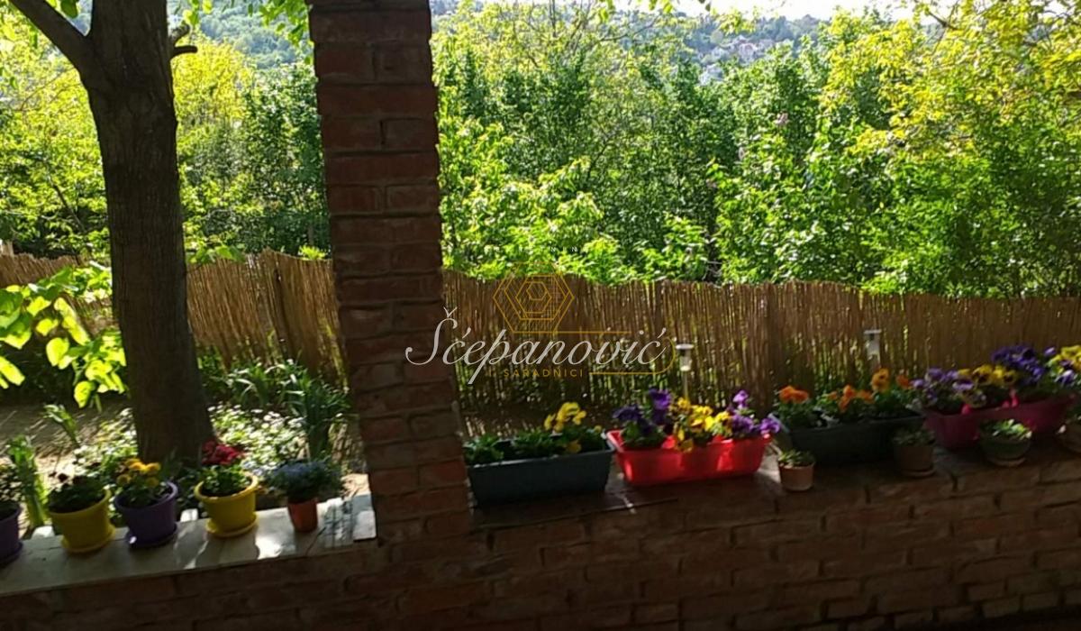 stanovi-izdavanje-beograd-ejuRDhh1Mk Kuća na prodaju, Čardak, Novi Sad, 57m², 200.000 €