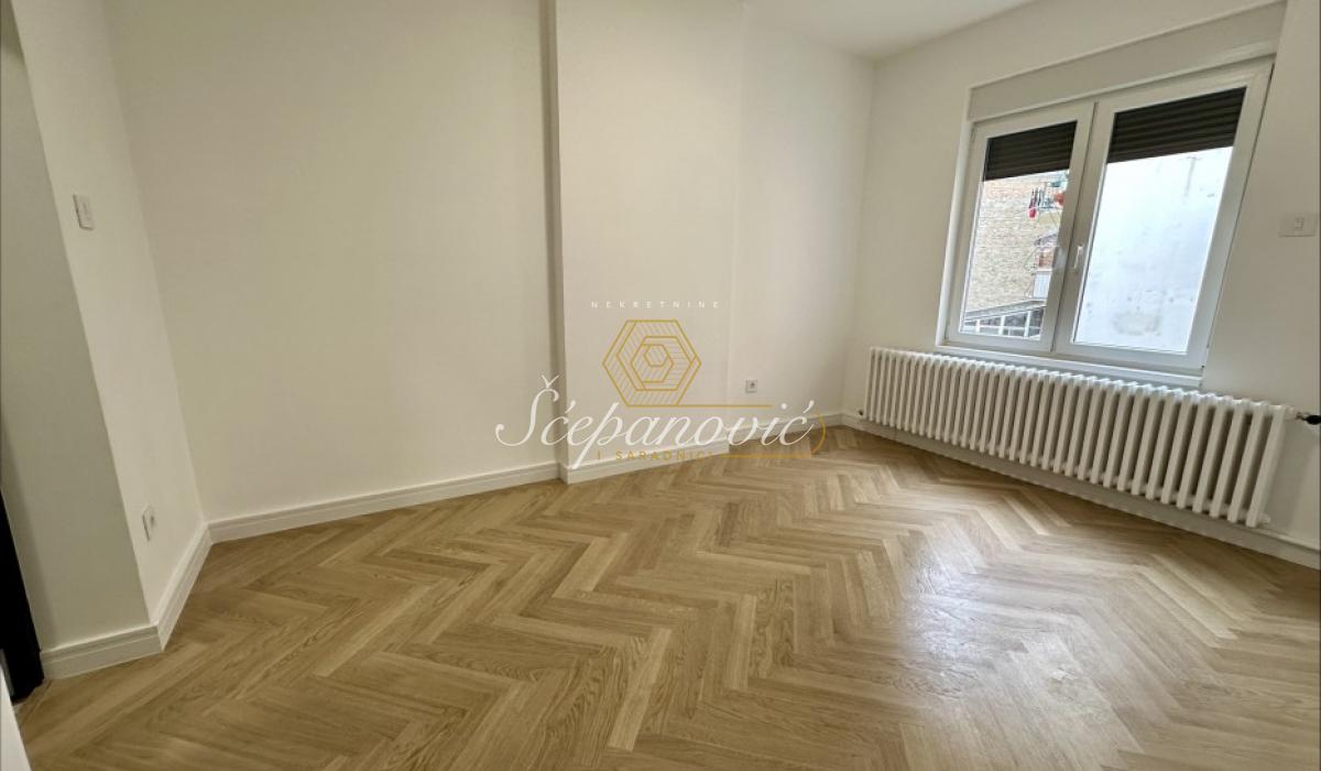 Stan Prodaja Novi Sad  85 m2