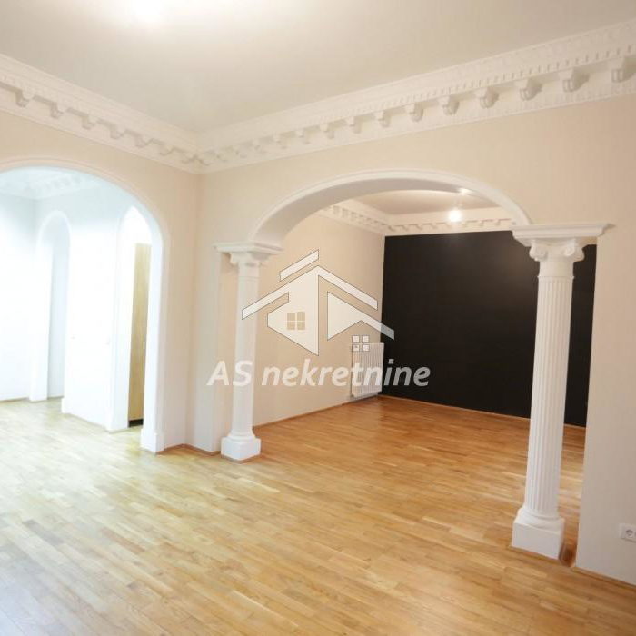 Kuća Izdavanje Beograd Bulevar Oslobođenja 550 m2