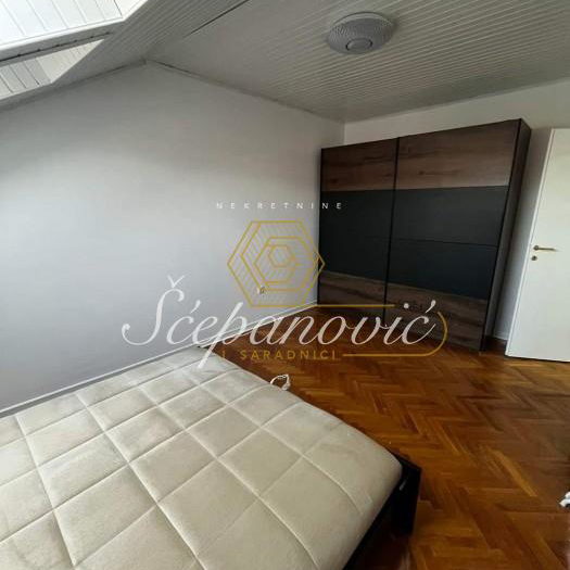 Trosoban stan na prodaju, Grbavica, Novi Sad, 71m², 166.000 €
