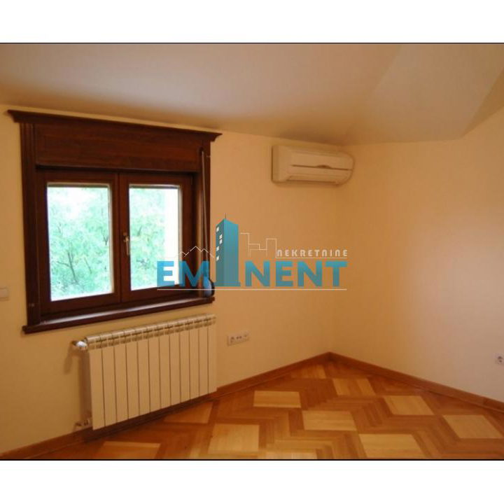 Višesoban stan za izdavanje, Dedinje, Beograd, 300m², 2.500 €/mes