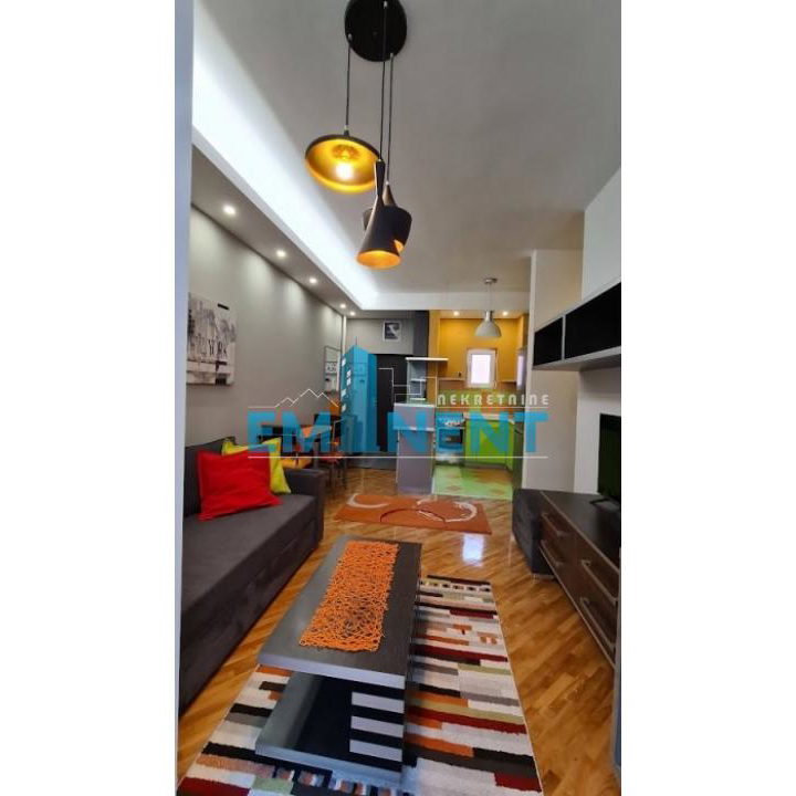 Stan Izdavanje Beograd Gundulićev Venac 40 m2