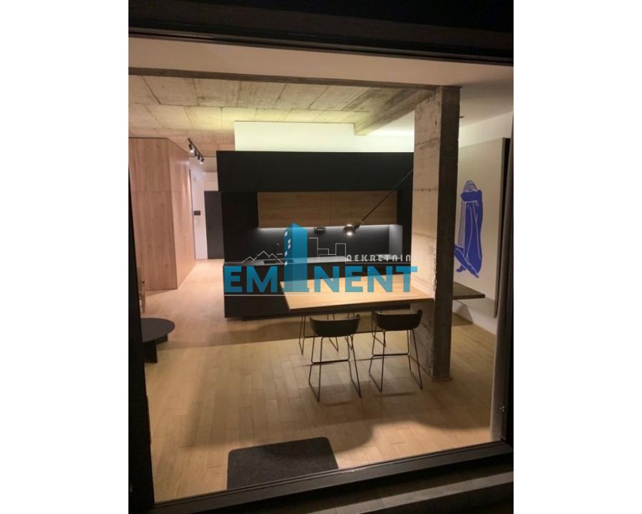Stan Izdavanje Beograd Stan Izdavanje Beograd Hram Svetog Save 85 m2