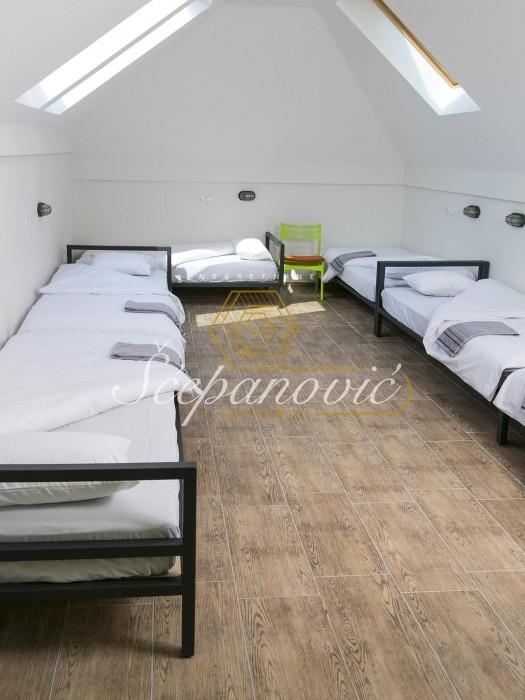 stanovi-izdavanje-beograd-smhzn4PCqV Lokal na prodaju, Gradić, Novi Sad, 416m², 900.000 €