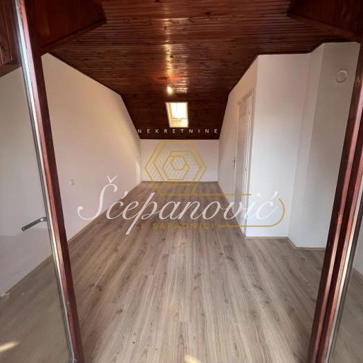 Kuća Prodaja Novi Sad  19 m2