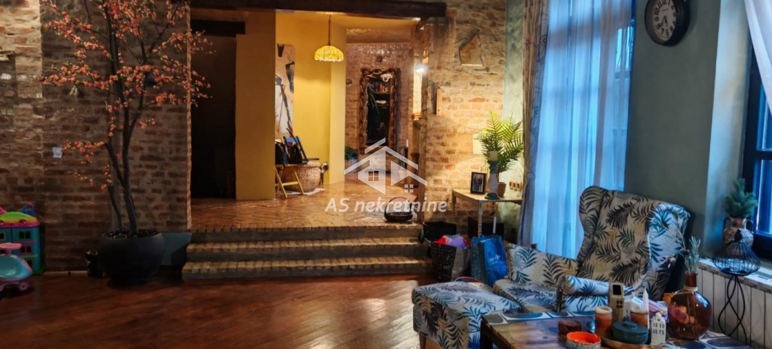 stanovi-izdavanje-beograd-wlTFgwVMEv Kuća za izdavanje, Jajinci, Beograd, 367m², 3.500 €/mes