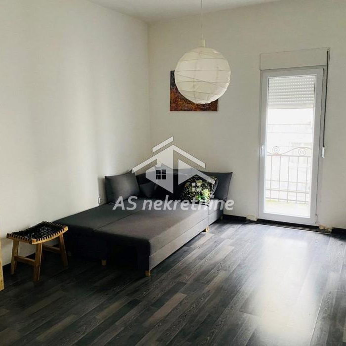 Četvorosoban stan za izdavanje, Terazije, Beograd, 120m², 900 €/mes