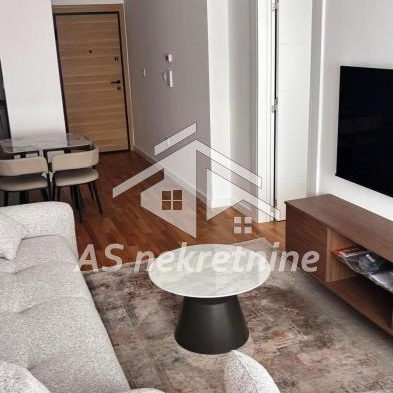 Stan Izdavanje Beograd Đeram Pijaca 53 m2