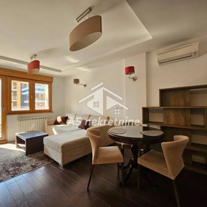 Stan Izdavanje Beograd  54 m2