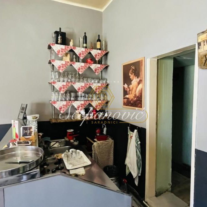 Lokal Prodaja Temerin  202 m2