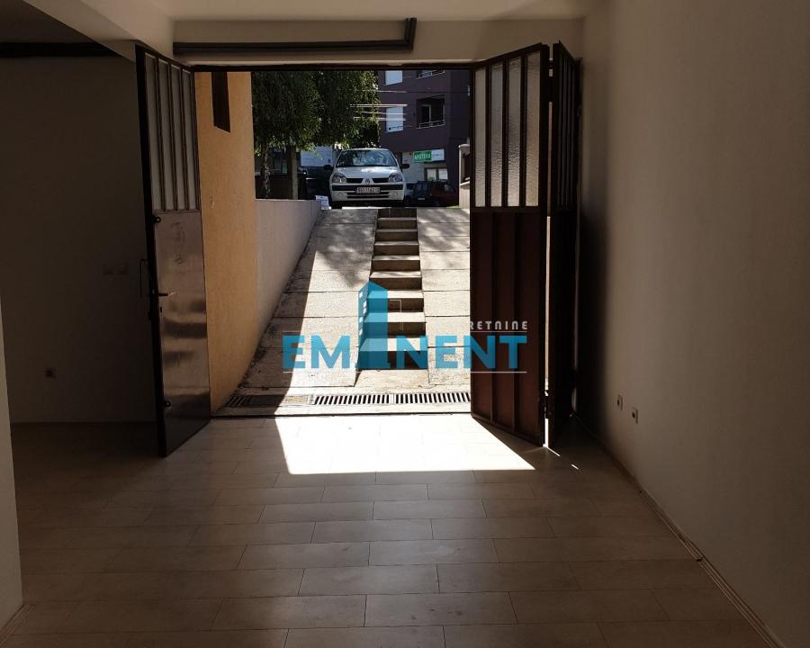 Lokal Izdavanje Beograd Altina 100 m2