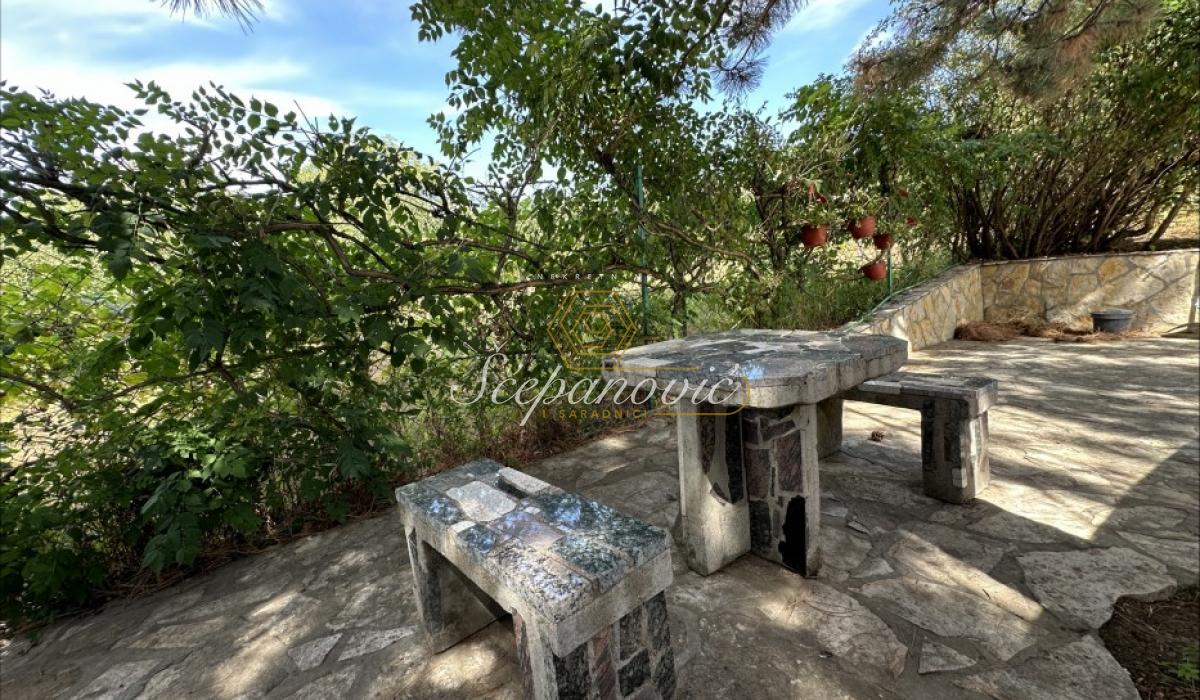 stanovi-izdavanje-hHVwQDWT4X Kuća na prodaju, Centar, Irig, 287m², 735.000 €