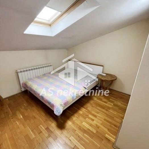 Četvorosoban stan na prodaju, Đeram Pijaca, Beograd, 157m², 390.000 €
