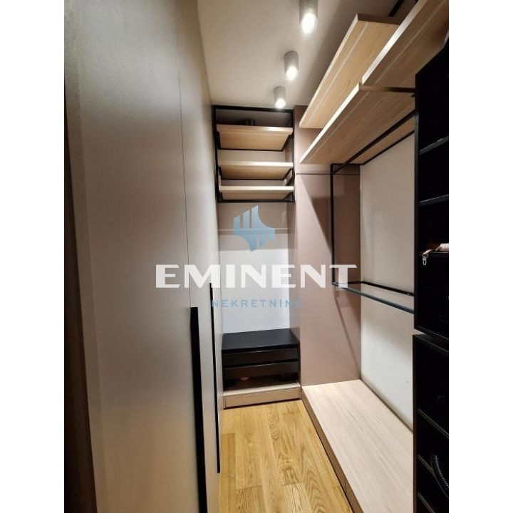 Trosoban stan na prodaju, Blok 65, Beograd, 75m², 370.000 €