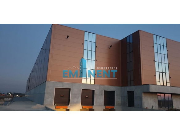 Lokal Prodaja Stara Pazova  4500 m2