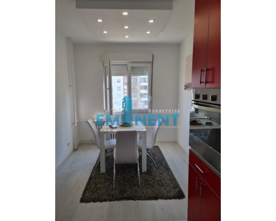 Stan Izdavanje Beograd Blok 61 50 m2