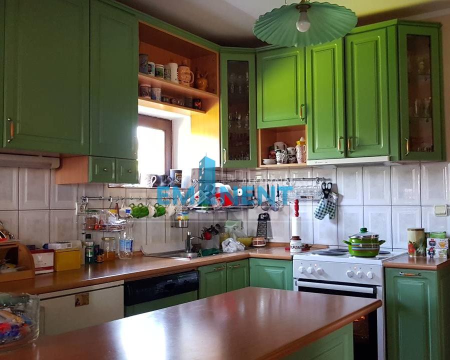 Kuća na prodaju, Beli Potok, Beograd, 465m², 620.000 €