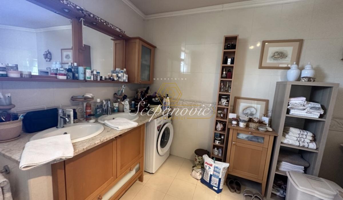 Kuća za izdavanje, Telep, Novi Sad, 93m², 1.500 €/mes