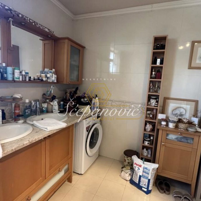 Kuća za izdavanje, Telep, Novi Sad, 93m², 1.500 €/mes