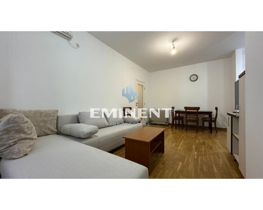 Stan Izdavanje Beograd Blok 61 64 m2