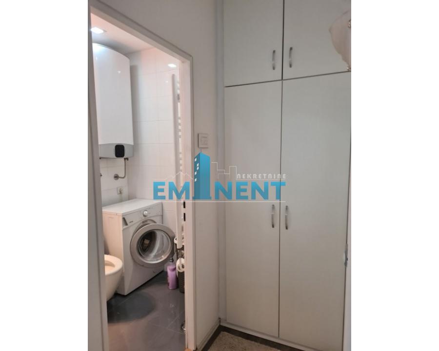 Stan Izdavanje Beograd Blok 61 50 m2