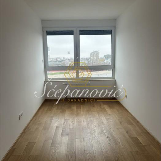 Stan Izdavanje Novi Sad  108 m2