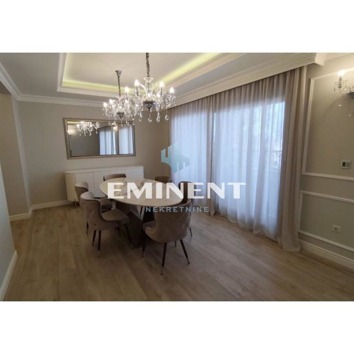 Stan Izdavanje Beograd Senjak 215 m2