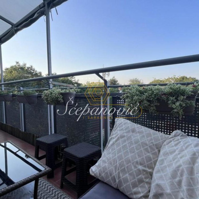 Trosoban stan na prodaju, Petrovaradin, Novi Sad, 75m², 199.000 €