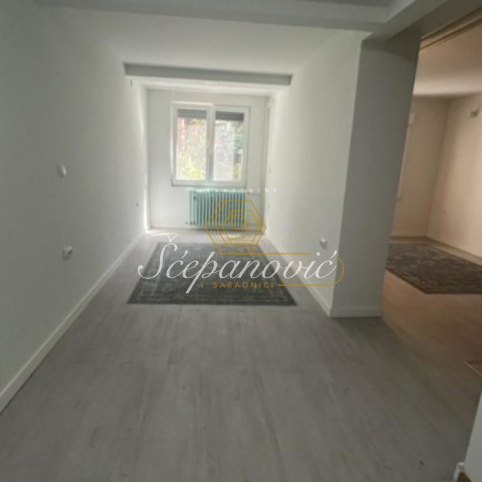 Stan Prodaja Novi Sad  37 m2