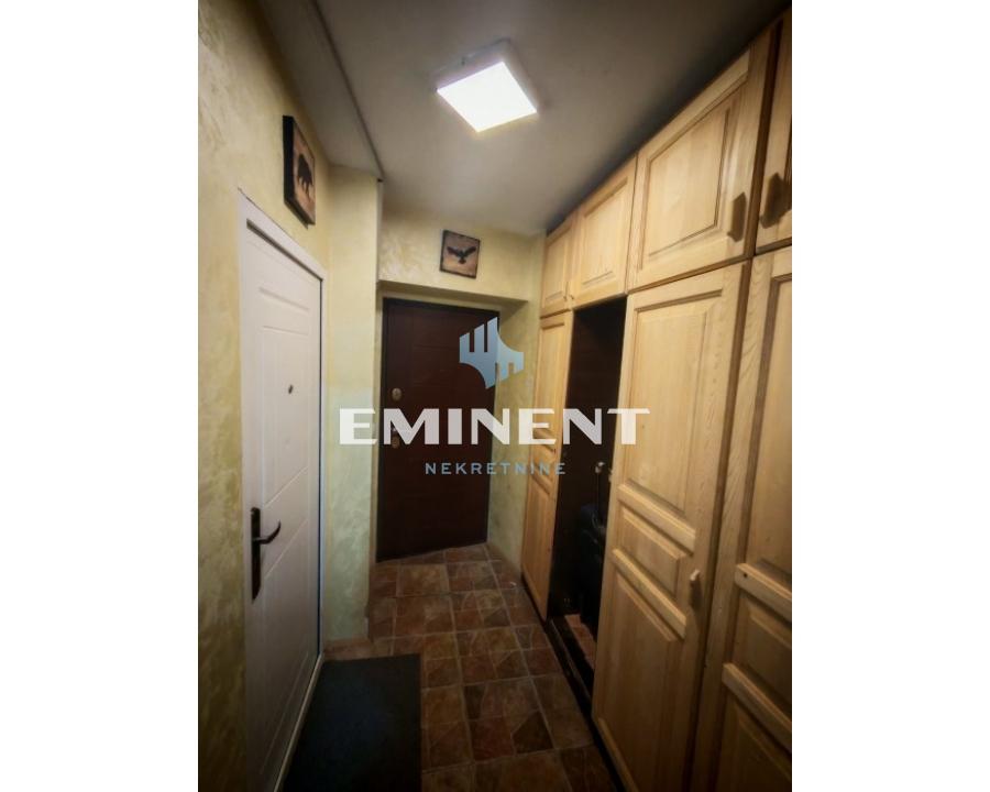 stanovi-izdavanje-pz7XgnyRYu Trosoban stan na prodaju, Centar, Kopaonik, 90m², 420.000 €