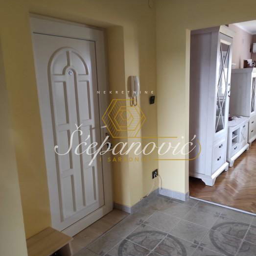 Dvosoban stan na prodaju, Centar, Bečej, 69m², 77.000 €
