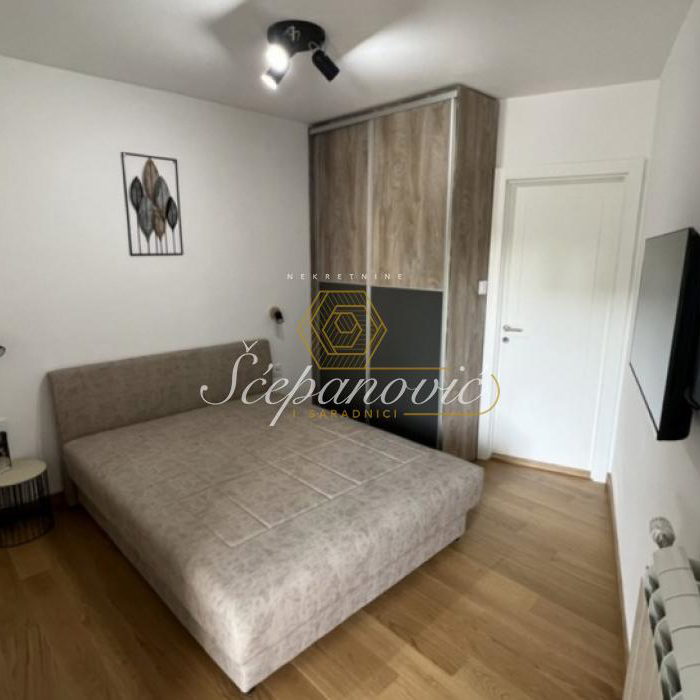 Stan Prodaja Novi Sad  48 m2