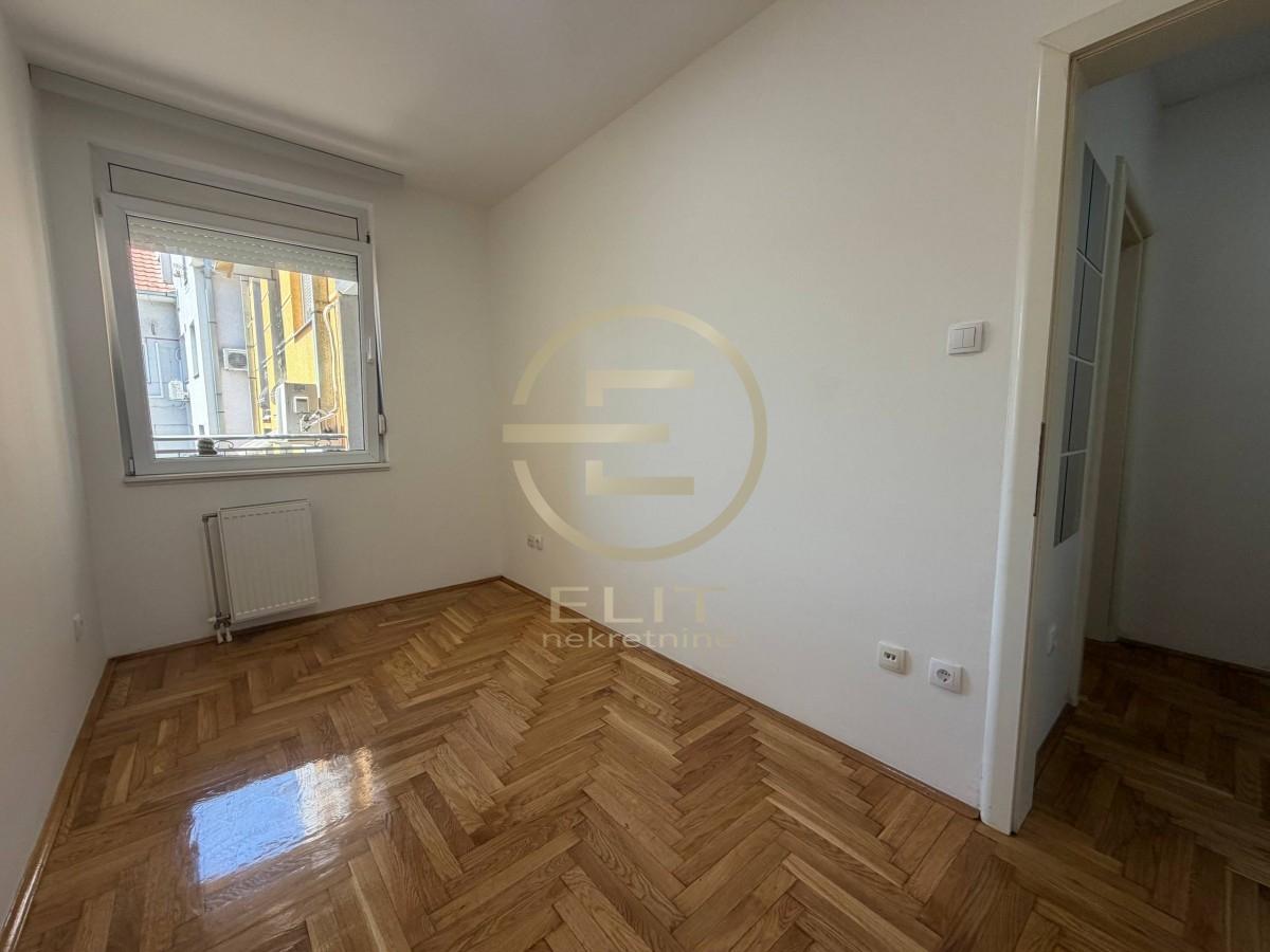 stanovi-izdavanje-rC4cQeEWTX Dvosoban stan na prodaju, Betanija, Novi Sad, 36m², 129.000 €